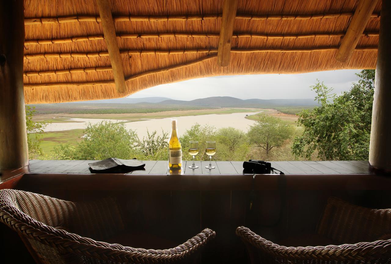 Nkwazi Lake Lodge Pongola Bagian luar foto