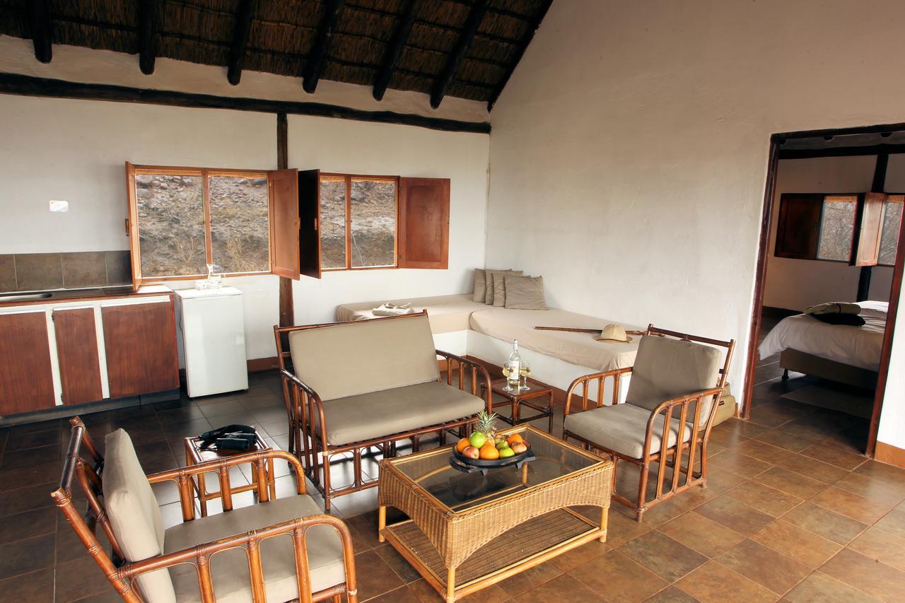 Nkwazi Lake Lodge Pongola Bagian luar foto
