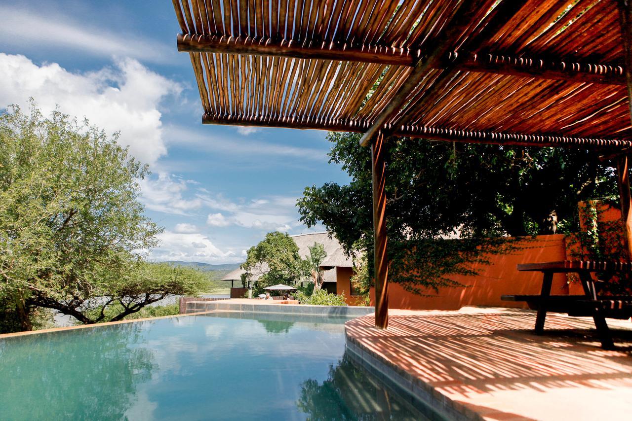 Nkwazi Lake Lodge Pongola Bagian luar foto